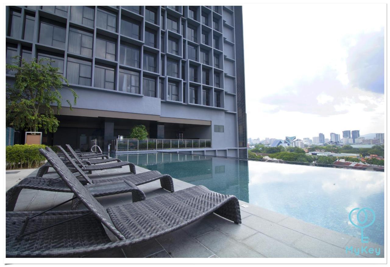 الشقق الفندقية كوالالمبورفي  أجنحة إكسبريشنز بروفيشنال من ماكي غلوبال المظهر الخارجي الصورة Infinity Pool